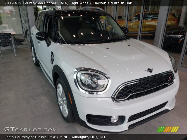 2019 Mini Countryman Cooper S All4 in Light White