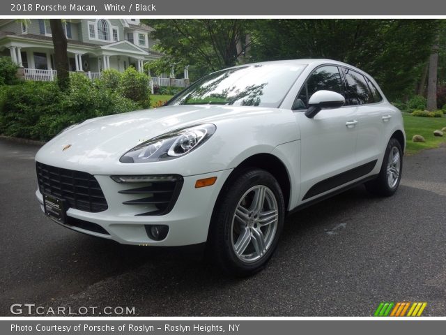 2018 Porsche Macan  in White