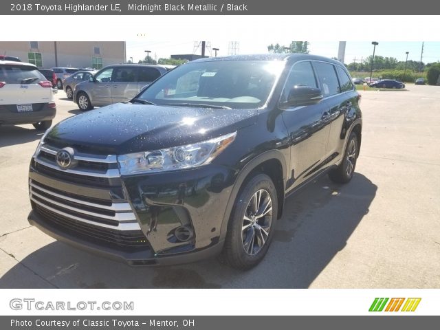2018 Toyota Highlander LE in Midnight Black Metallic