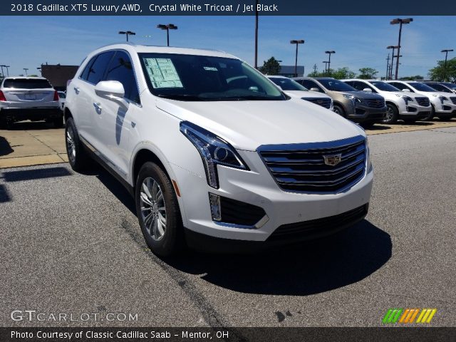 2018 Cadillac XT5 Luxury AWD in Crystal White Tricoat