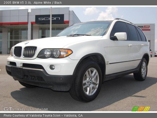2005 BMW X5 3.0i in Alpine White