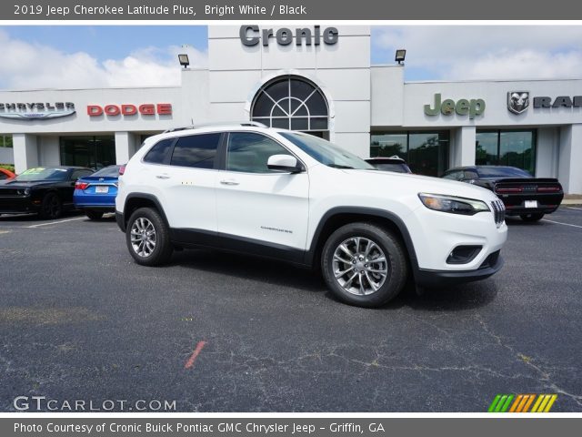 2019 Jeep Cherokee Latitude Plus in Bright White