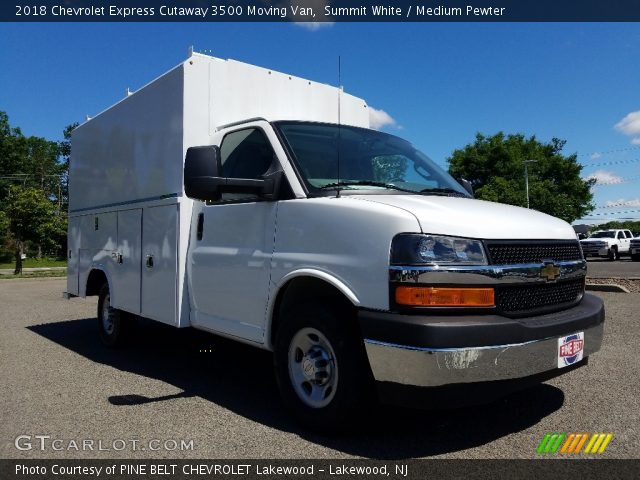 2018 Chevrolet Express Cutaway 3500 Moving Van in Summit White