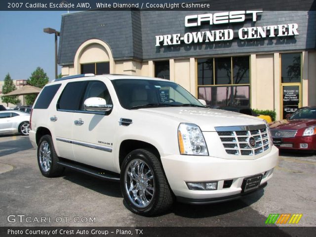 2007 Cadillac Escalade AWD in White Diamond
