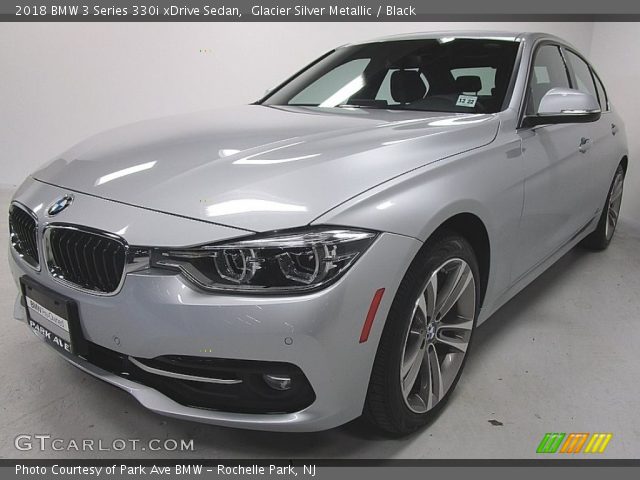 2018 BMW 3 Series 330i xDrive Sedan in Glacier Silver Metallic