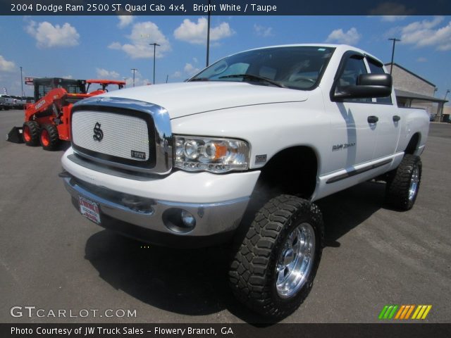 2004 Dodge Ram 2500 ST Quad Cab 4x4 in Bright White