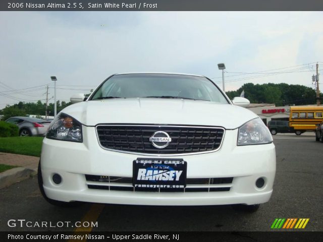 2006 Nissan Altima 2.5 S in Satin White Pearl
