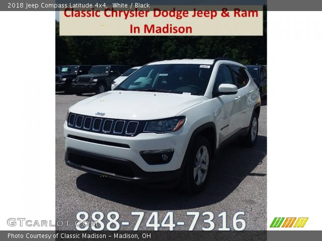 2018 Jeep Compass Latitude 4x4 in White