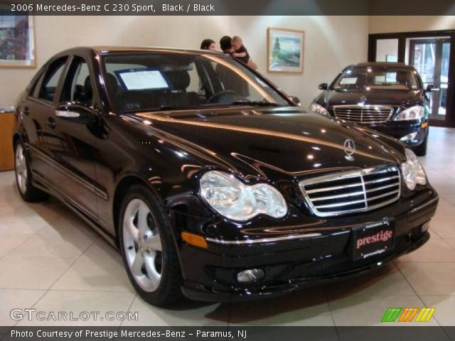 2006 Mercedes-Benz C 230 Sport in Black