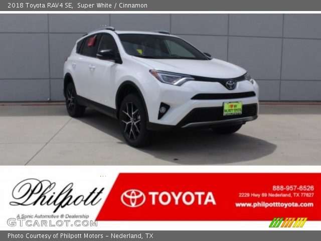 2018 Toyota RAV4 SE in Super White