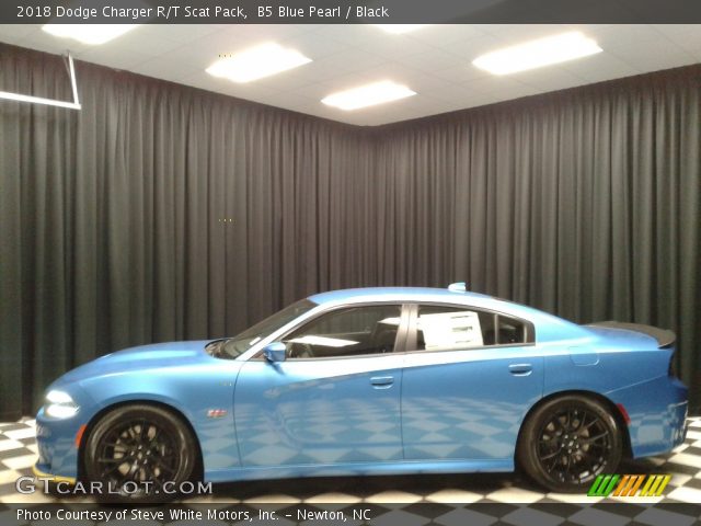 2018 Dodge Charger R/T Scat Pack in B5 Blue Pearl