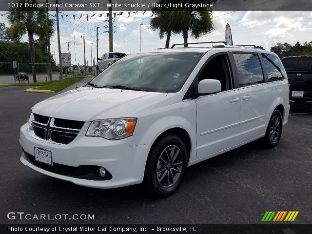 2017 Dodge Grand Caravan SXT in White Knuckle