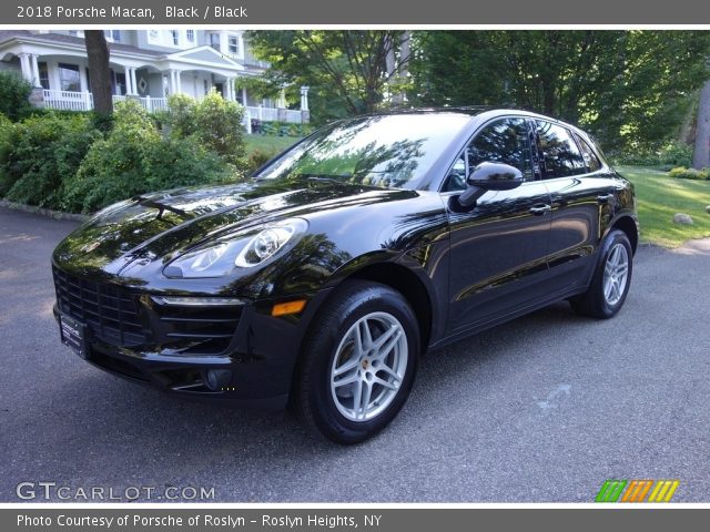 2018 Porsche Macan  in Black