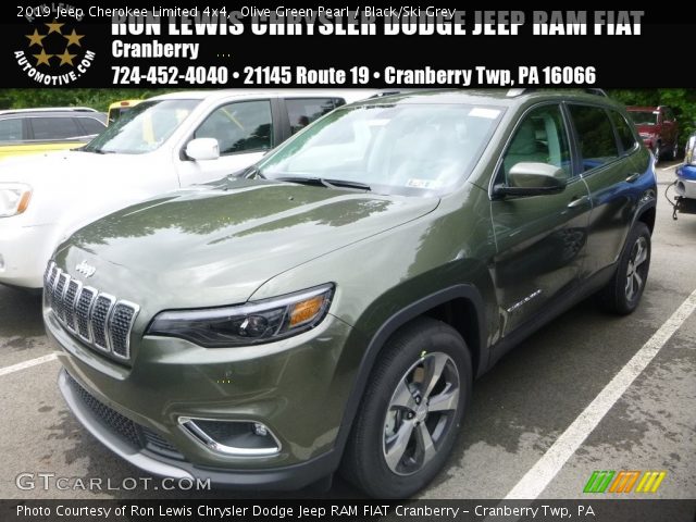 2019 Jeep Cherokee Limited 4x4 in Olive Green Pearl
