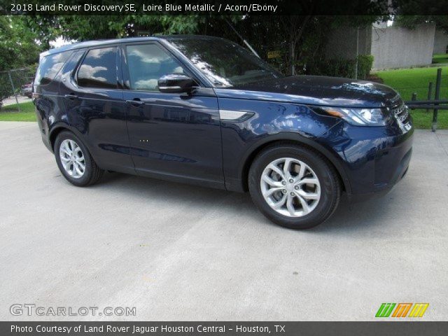 2018 Land Rover Discovery SE in Loire Blue Metallic