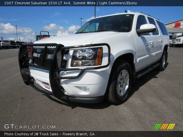 2007 Chevrolet Suburban 1500 LT 4x4 in Summit White