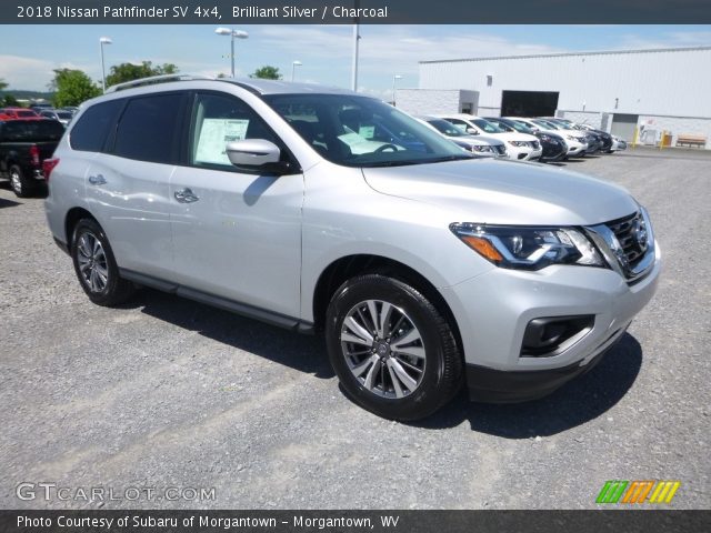 2018 Nissan Pathfinder SV 4x4 in Brilliant Silver