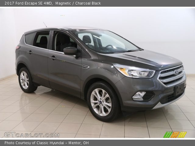 2017 Ford Escape SE 4WD in Magnetic