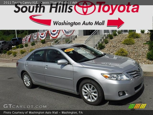 2011 Toyota Camry XLE in Classic Silver Metallic