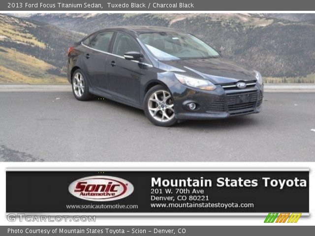 2013 Ford Focus Titanium Sedan in Tuxedo Black