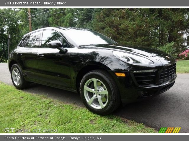 2018 Porsche Macan  in Black