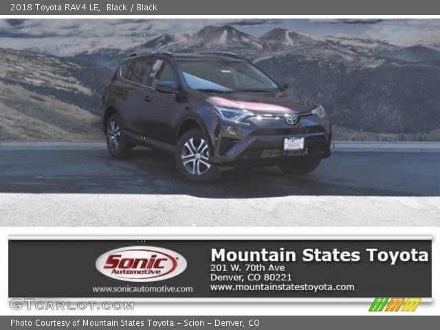 2018 Toyota RAV4 LE in Black