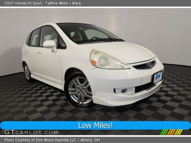 2007 Honda Fit Sport in Taffeta White