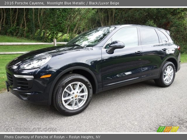 2016 Porsche Cayenne  in Moonlight Blue Metallic
