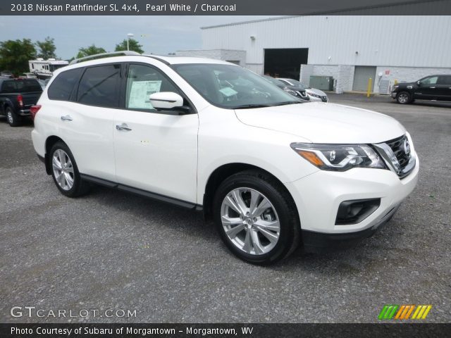 2018 Nissan Pathfinder SL 4x4 in Pearl White