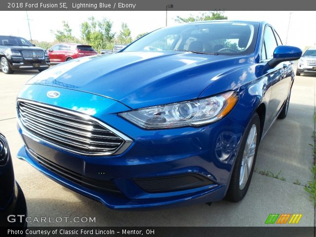 2018 Ford Fusion SE in Lightning Blue