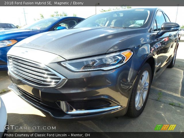 2018 Ford Fusion Hybrid SE in Magnetic