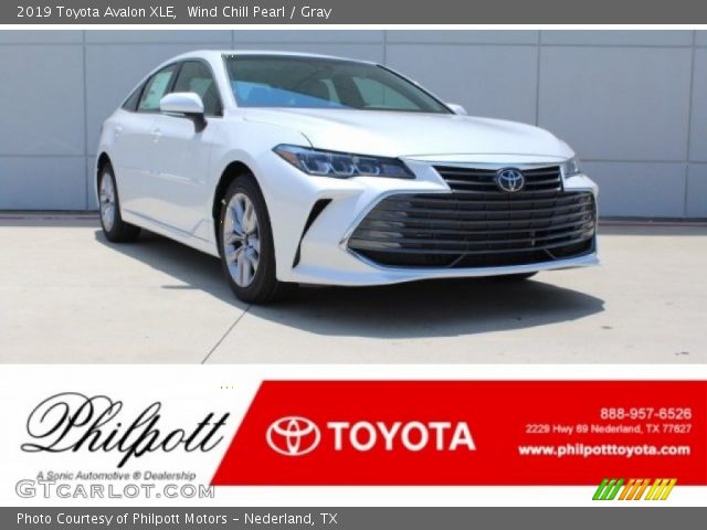 2019 Toyota Avalon XLE in Wind Chill Pearl