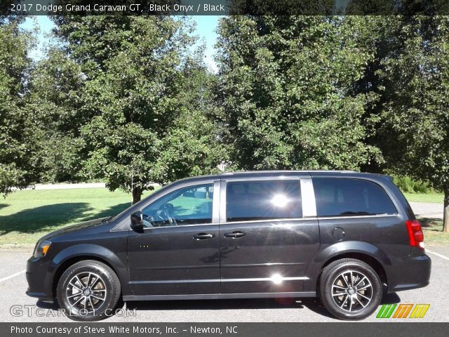 2017 Dodge Grand Caravan GT in Black Onyx