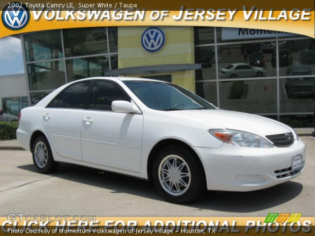 2002 Toyota Camry LE in Super White