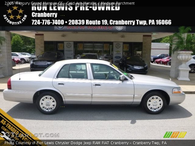 2005 Mercury Grand Marquis GS in Gold Ash Metallic