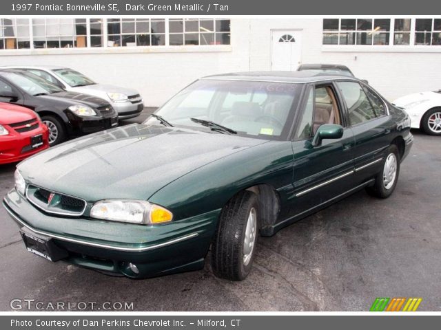 1997 Pontiac Bonneville SE in Dark Green Metallic