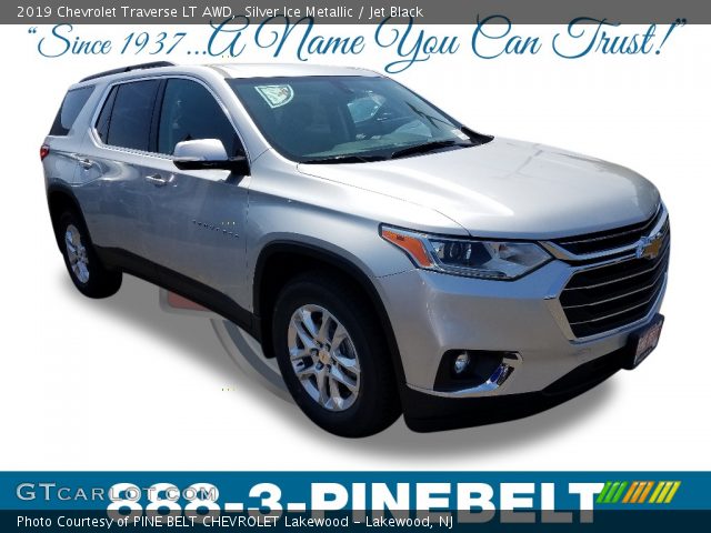 2019 Chevrolet Traverse LT AWD in Silver Ice Metallic