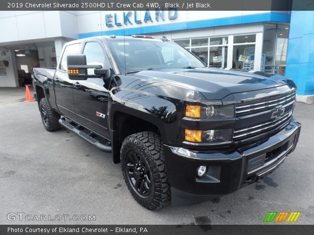 2019 Chevrolet Silverado 2500HD LT Crew Cab 4WD in Black