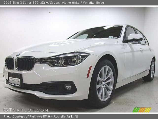 2018 BMW 3 Series 320i xDrive Sedan in Alpine White