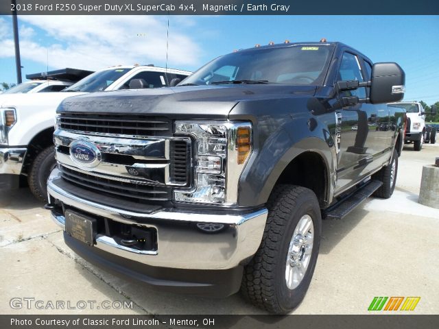 2018 Ford F250 Super Duty XL SuperCab 4x4 in Magnetic
