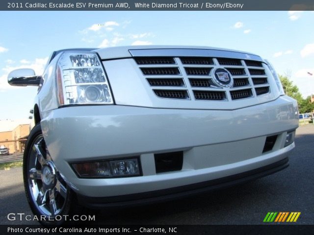 2011 Cadillac Escalade ESV Premium AWD in White Diamond Tricoat