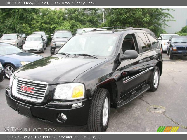 2006 GMC Envoy SLE 4x4 in Black Onyx