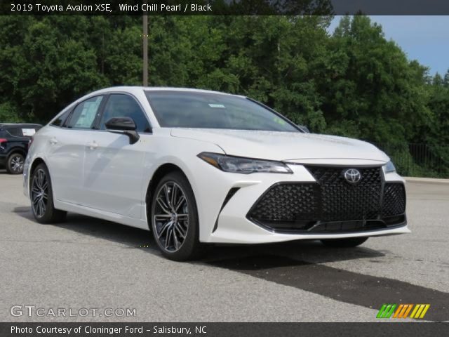 2019 Toyota Avalon XSE in Wind Chill Pearl