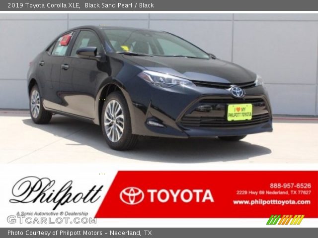 2019 Toyota Corolla XLE in Black Sand Pearl