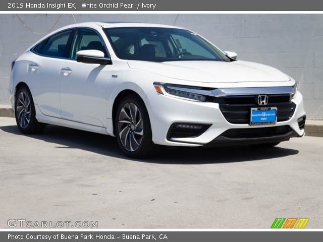 2019 Honda Insight EX in White Orchid Pearl