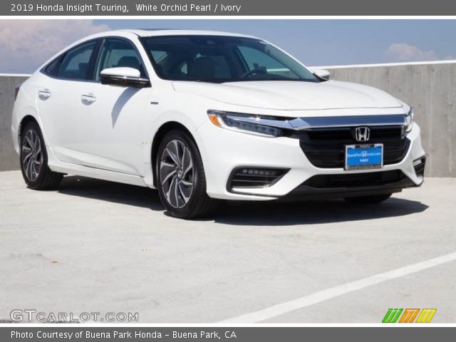 2019 Honda Insight Touring in White Orchid Pearl