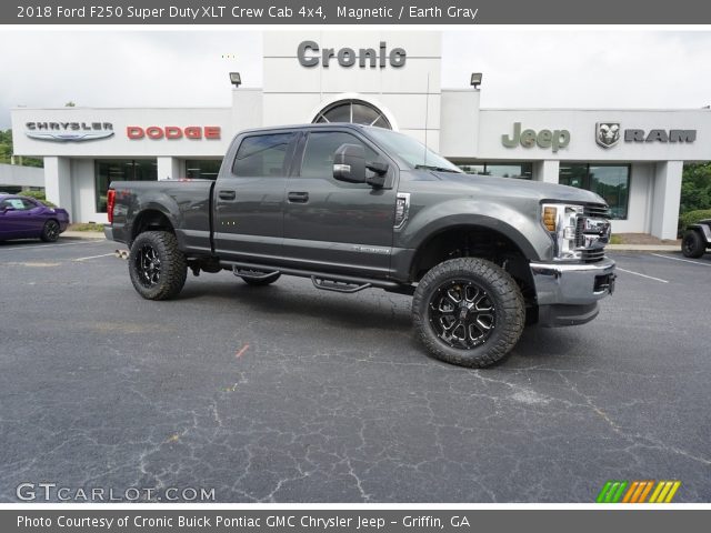 2018 Ford F250 Super Duty XLT Crew Cab 4x4 in Magnetic