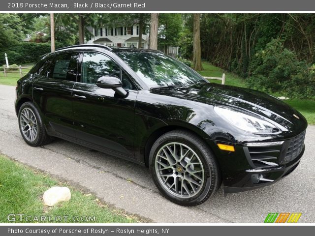 2018 Porsche Macan  in Black