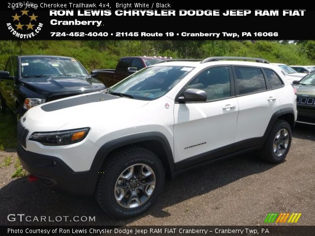 2019 Jeep Cherokee Trailhawk 4x4 in Bright White
