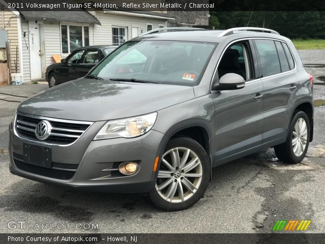 2011 Volkswagen Tiguan SE 4Motion in Reflex Silver Metallic
